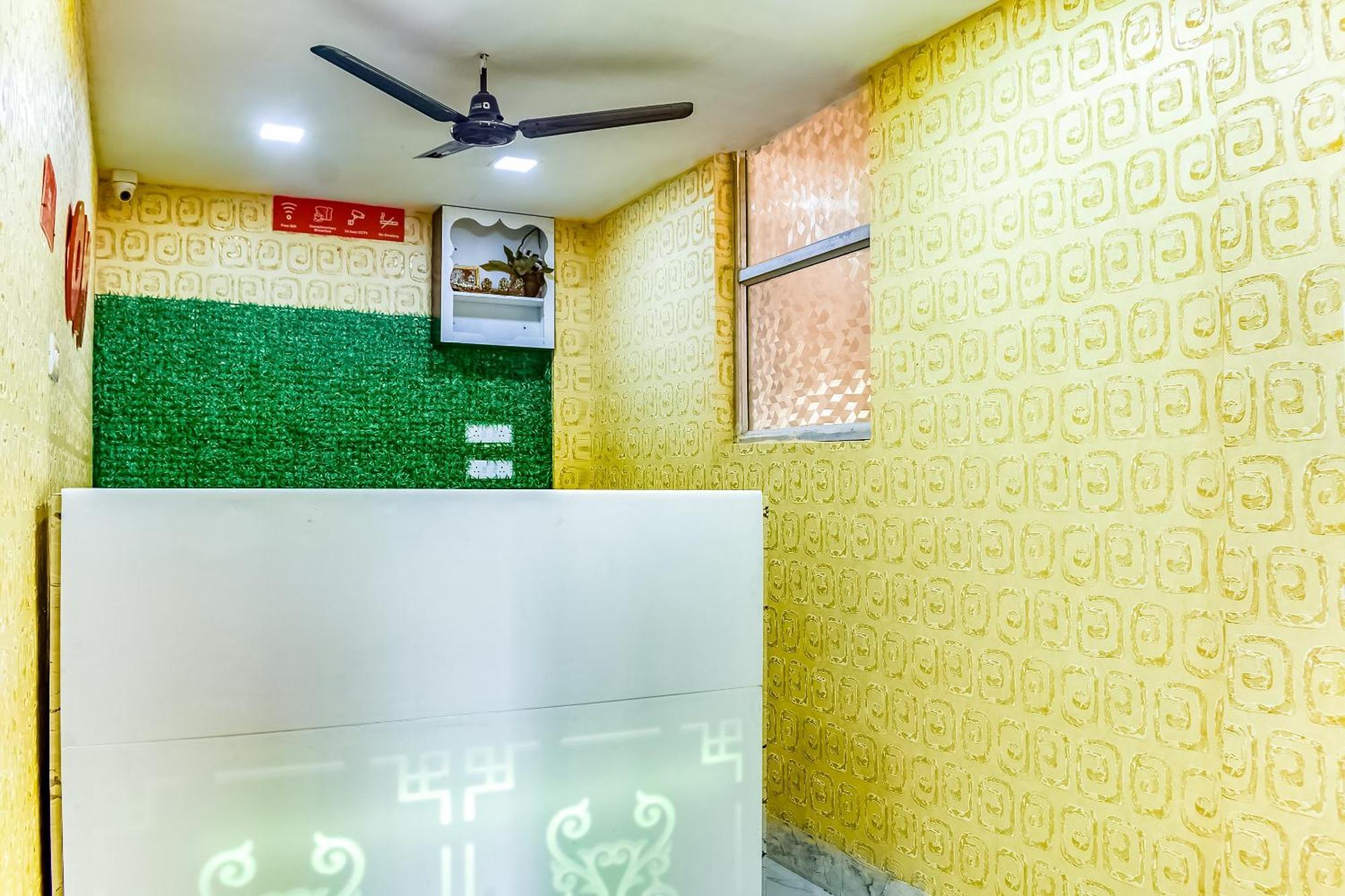 Hotel O S&H Residency Khandagiri Kültér fotó