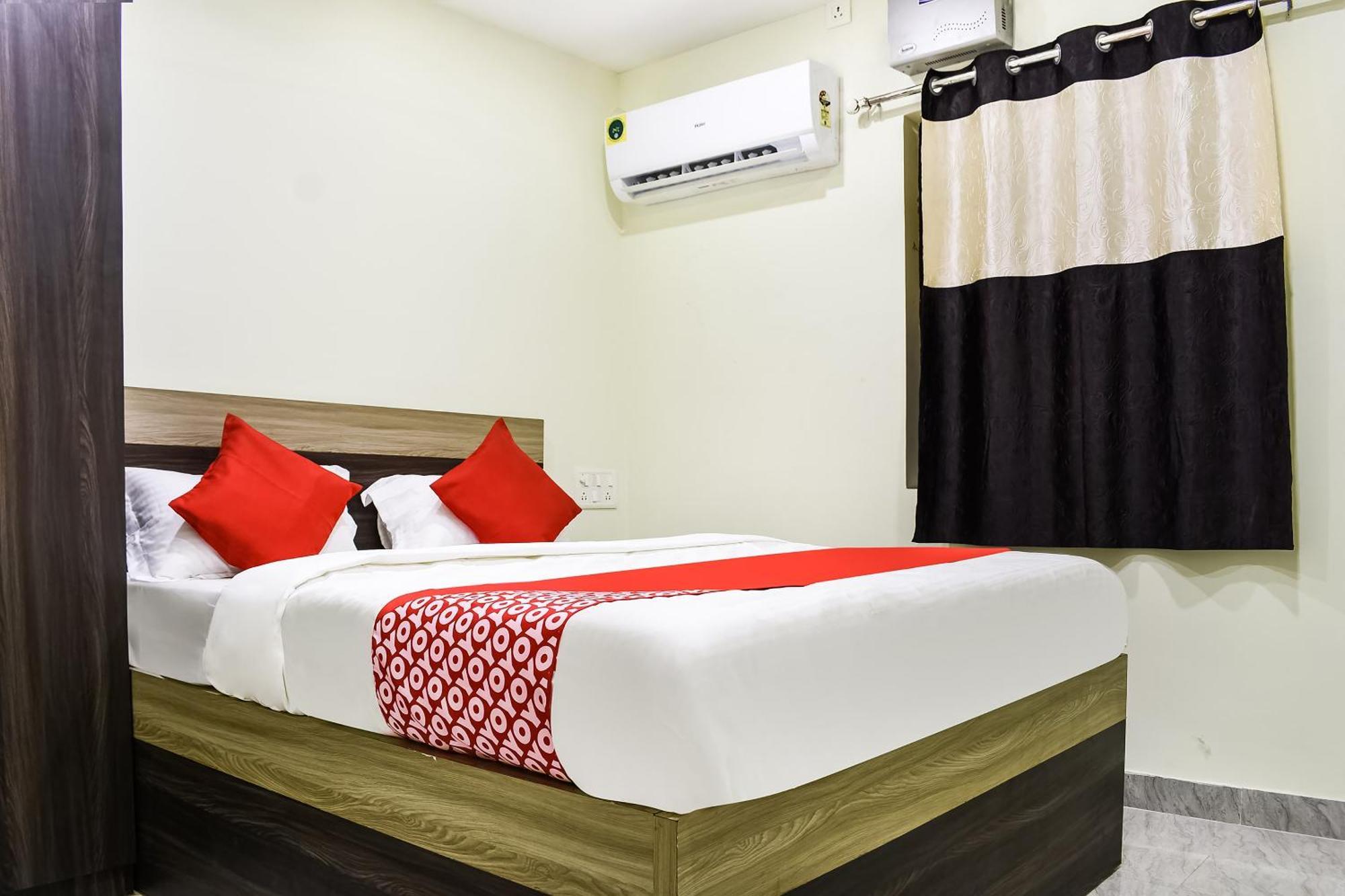 Hotel O S&H Residency Khandagiri Kültér fotó
