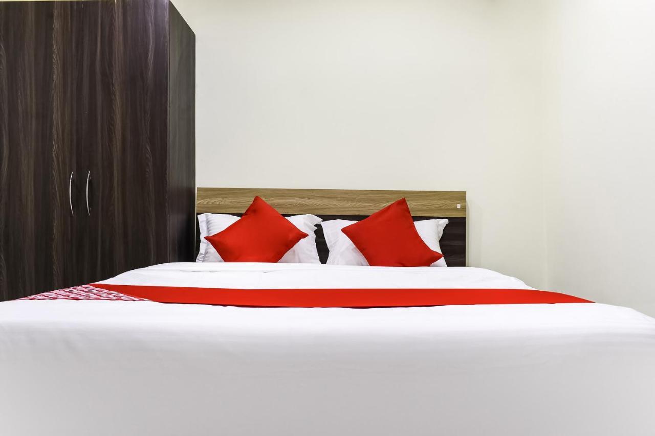 Hotel O S&H Residency Khandagiri Kültér fotó